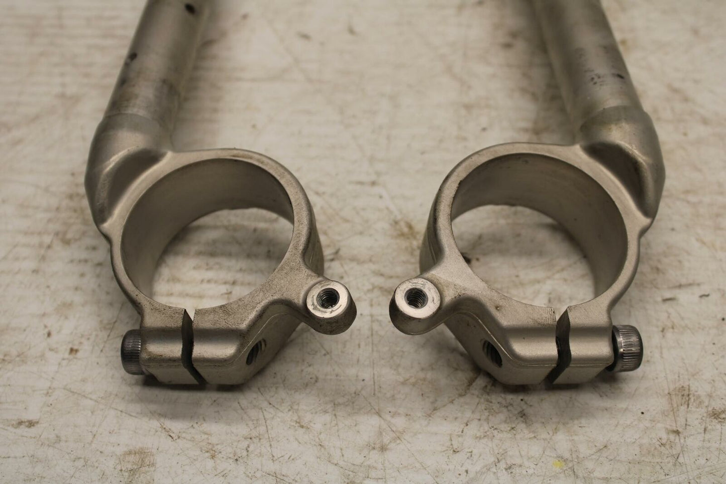 09-14 YAMAHA YZF R1 LEFT RIGHT CLIP ON ONS HANDLEBARS PAIR SET BB286