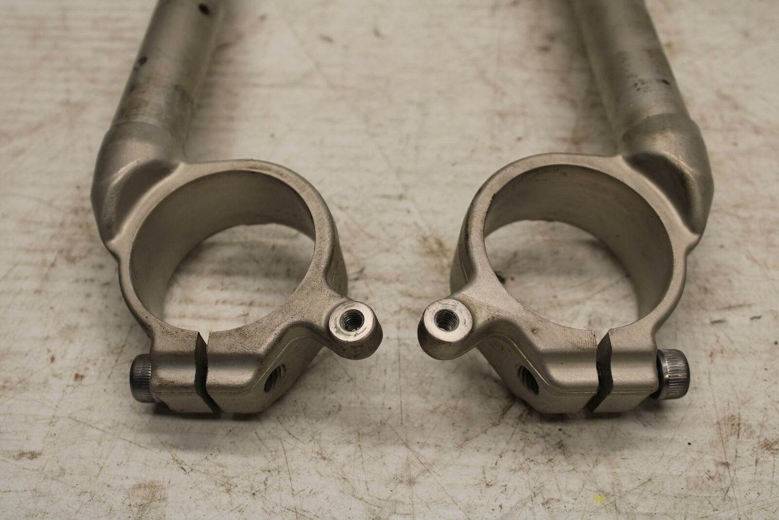 09-14 YAMAHA YZF R1 LEFT RIGHT CLIP ON ONS HANDLEBARS PAIR SET BB286
