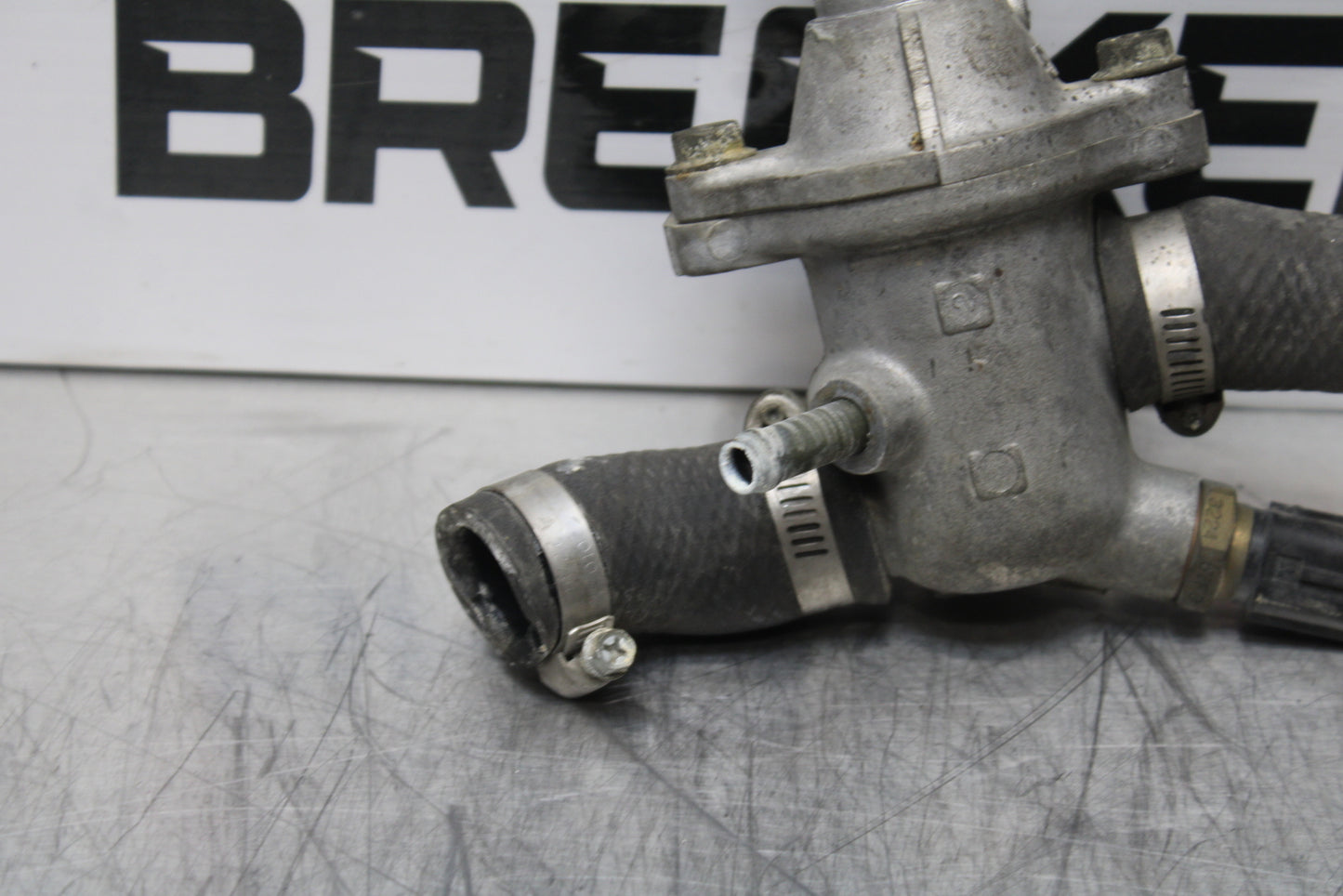 03 SUZUKI SV650S THERMOSTAT W HOUSING ASSEMBLY BB167