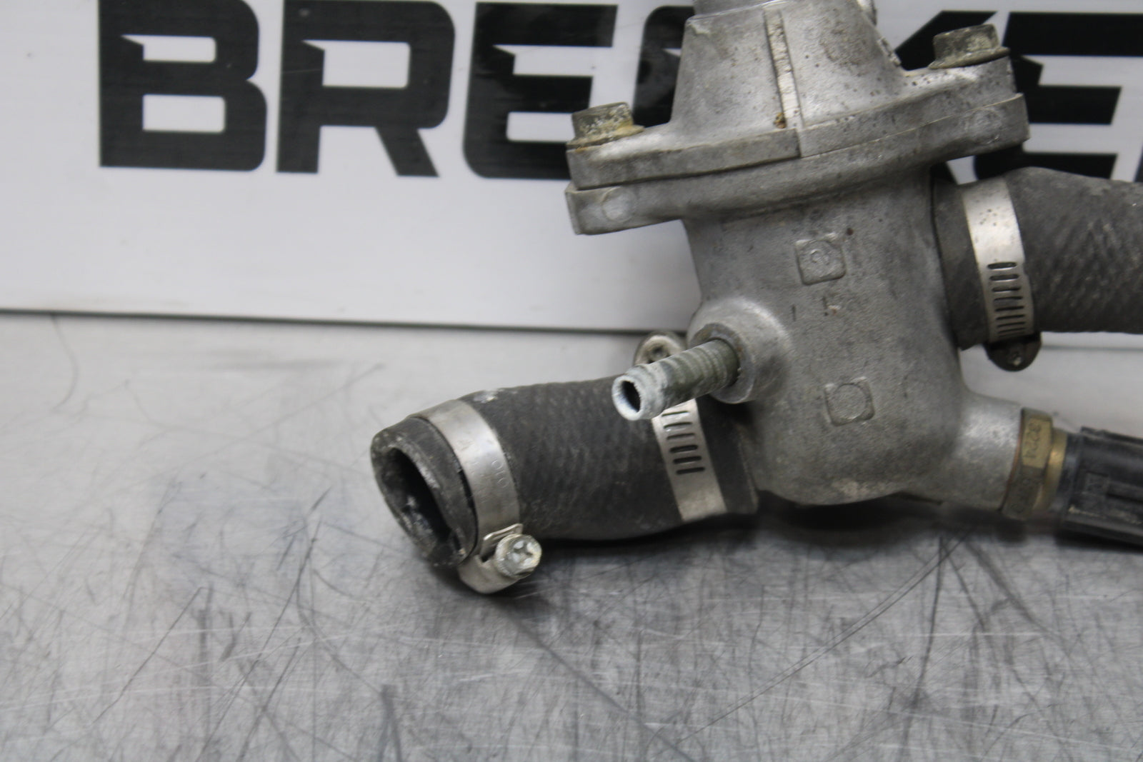 03 SUZUKI SV650S THERMOSTAT W HOUSING ASSEMBLY BB167