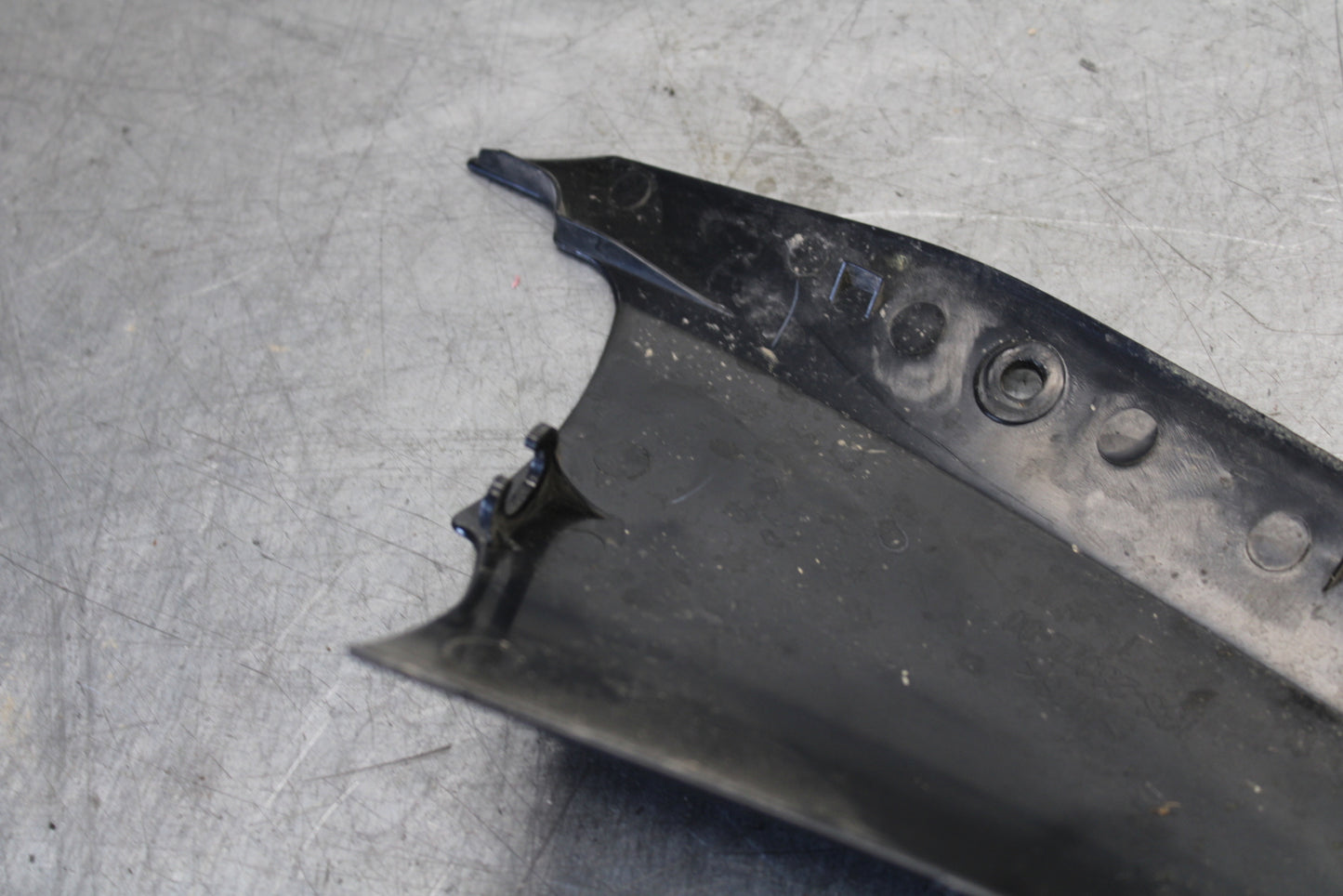 08-16 YAMAHA YZF R6 LEFT FRONT DUCT COVER PANEL COWL 13S-2837L-00-00 BB665