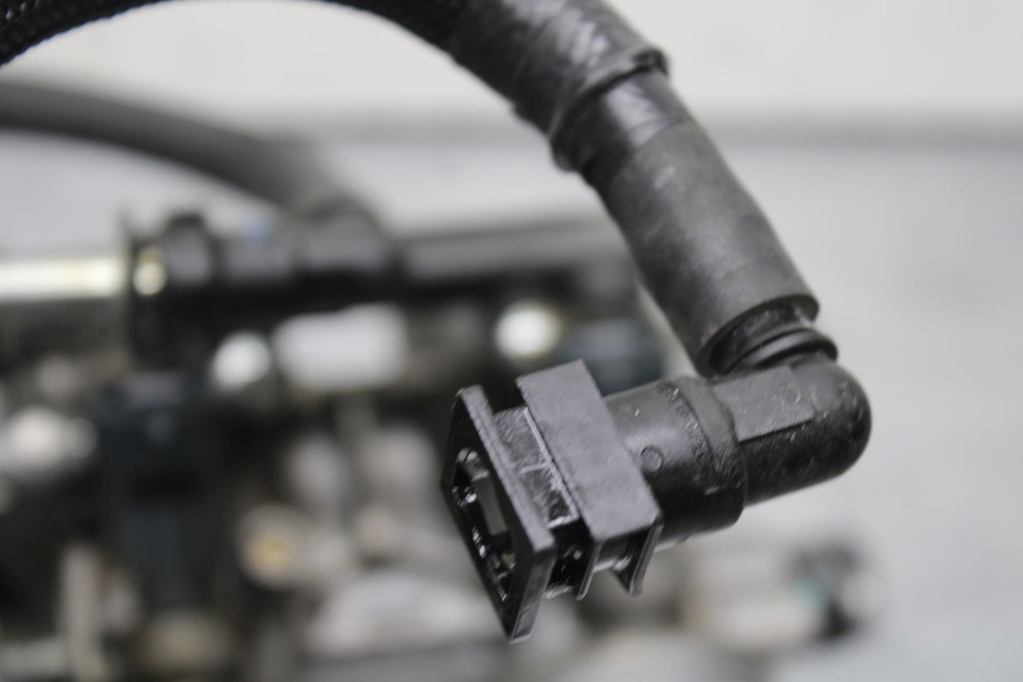 09-12 KAWASAKI NINJA ZX6R MAIN FUEL INJECTORS / THROTTLE BODIES 16163-0128 BB617