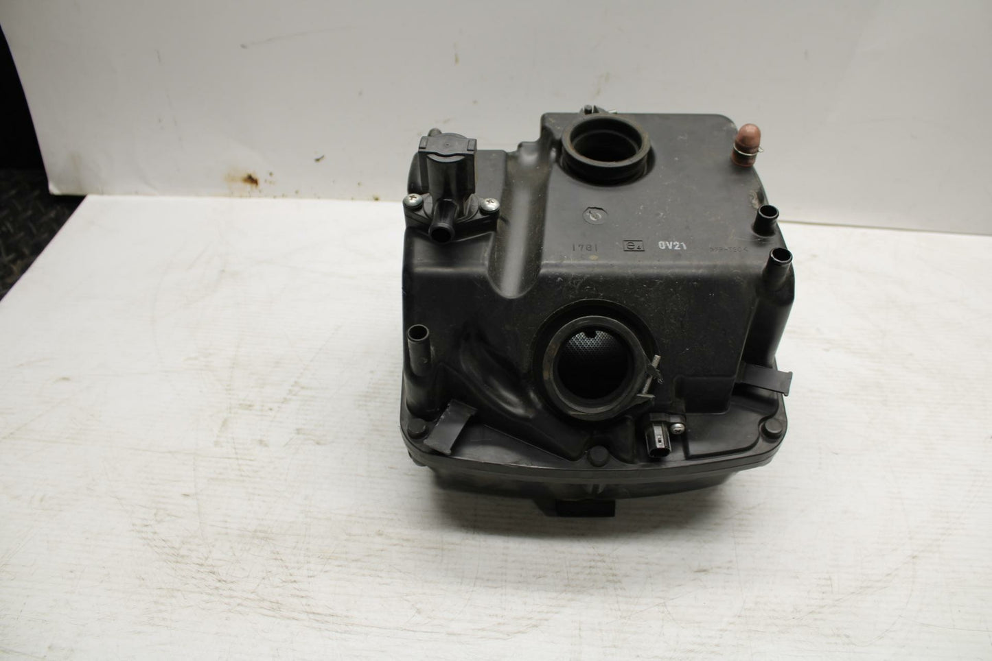 03-11 SUZUKI SV650A AIRBOX AIR INTAKE FILTER BOX  BB290