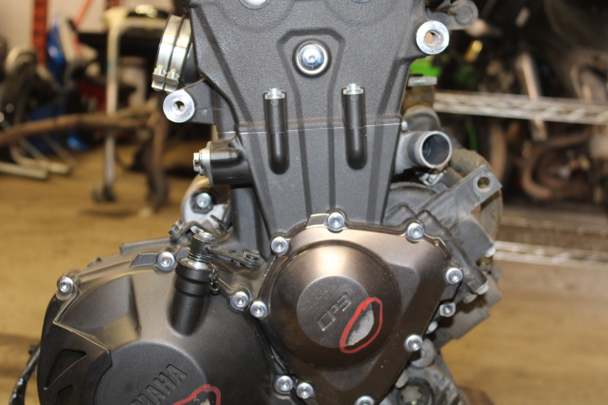 15-17 YAMAHA FJ09 ENGINE MOTOR BB906
