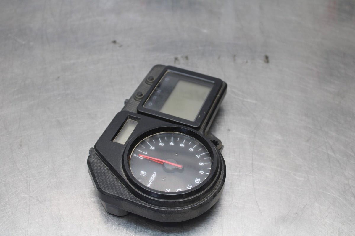 00-01 HONDA CBR929RR SPEEDO GAUGES DISPLAY CLUSTER SPEEDOMETER TACHOMETER BB925