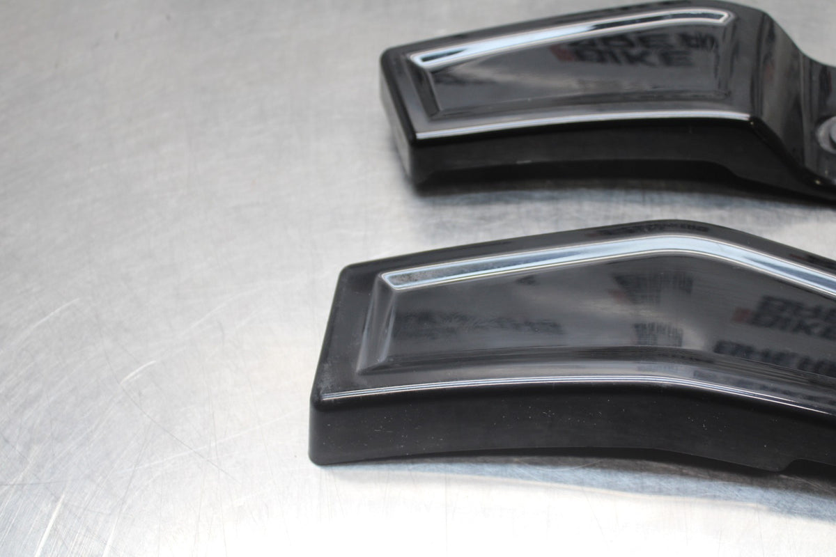 15 SUZUKI BOULEVARD C50 FRAME COVER COWL SET PAIR BB775