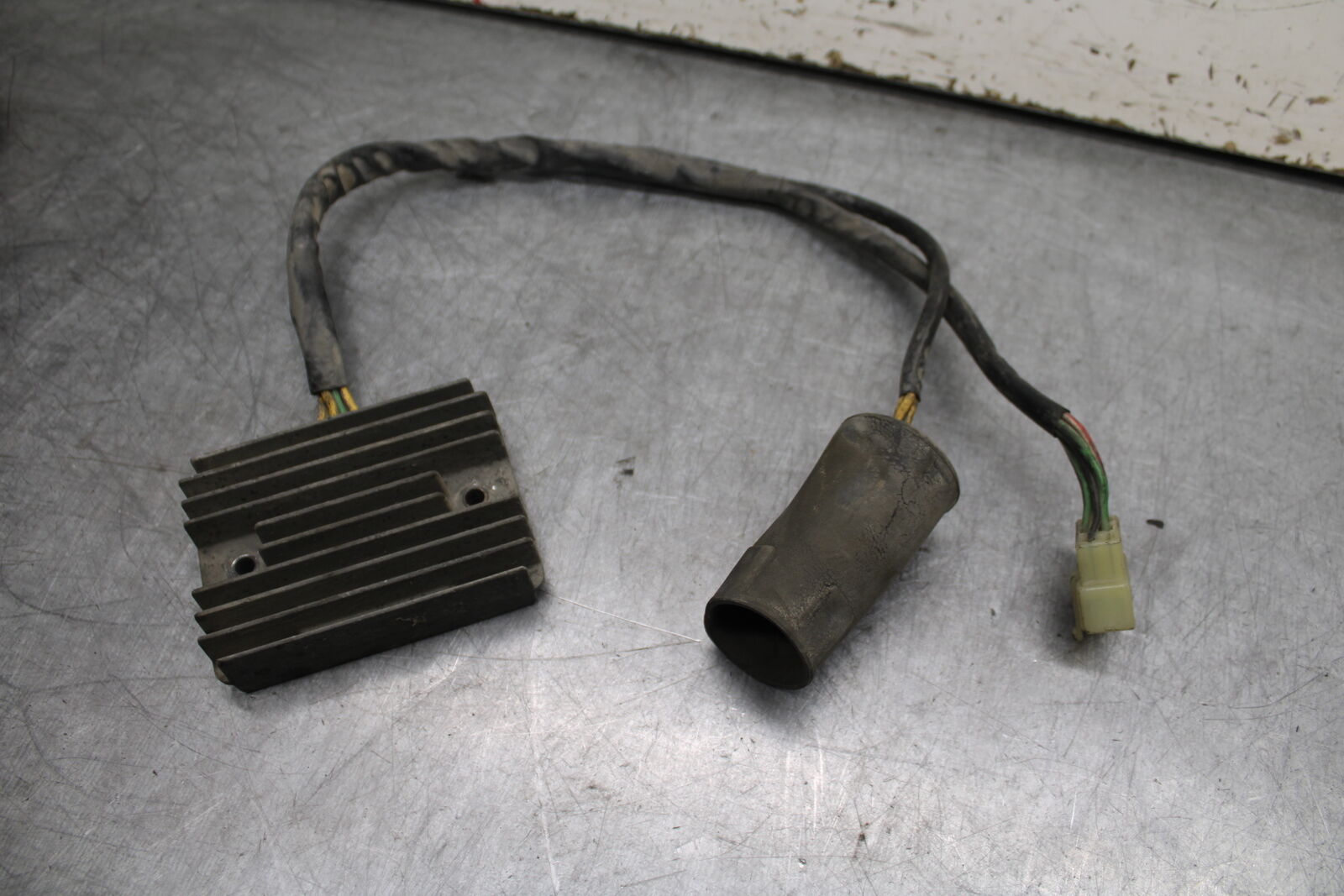 02-04 HONDA VTX1800S RECTIFIER VOLTAGE REGULATOR BB712