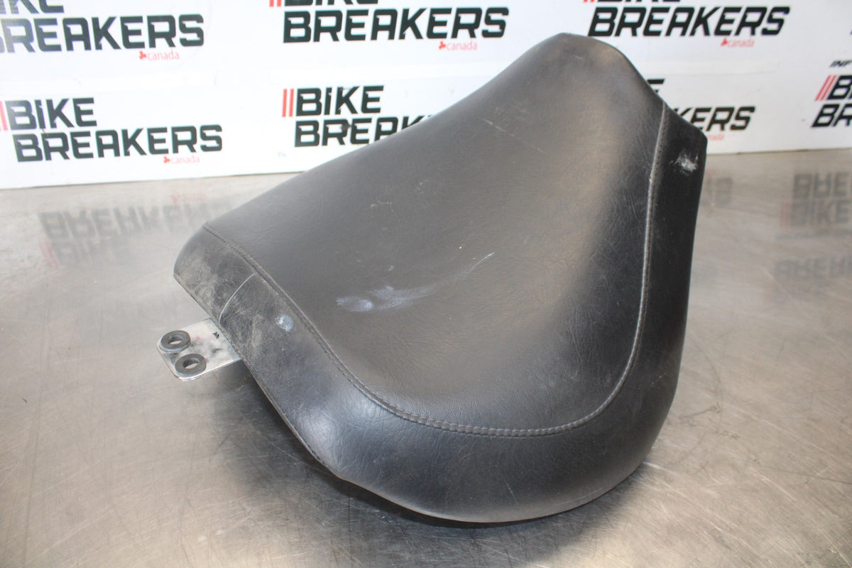 07 SUZUKI BOULEVARD M50 FRONT DRIVERS SEAT BB897