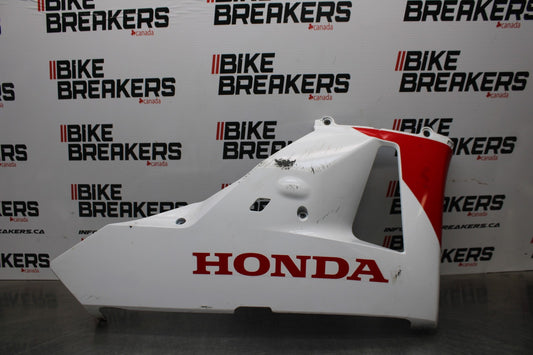13-24 HONDA CBR600RR RIGHT LOWER BOTTOM BELLY SIDE FAIRING COWL  BB772