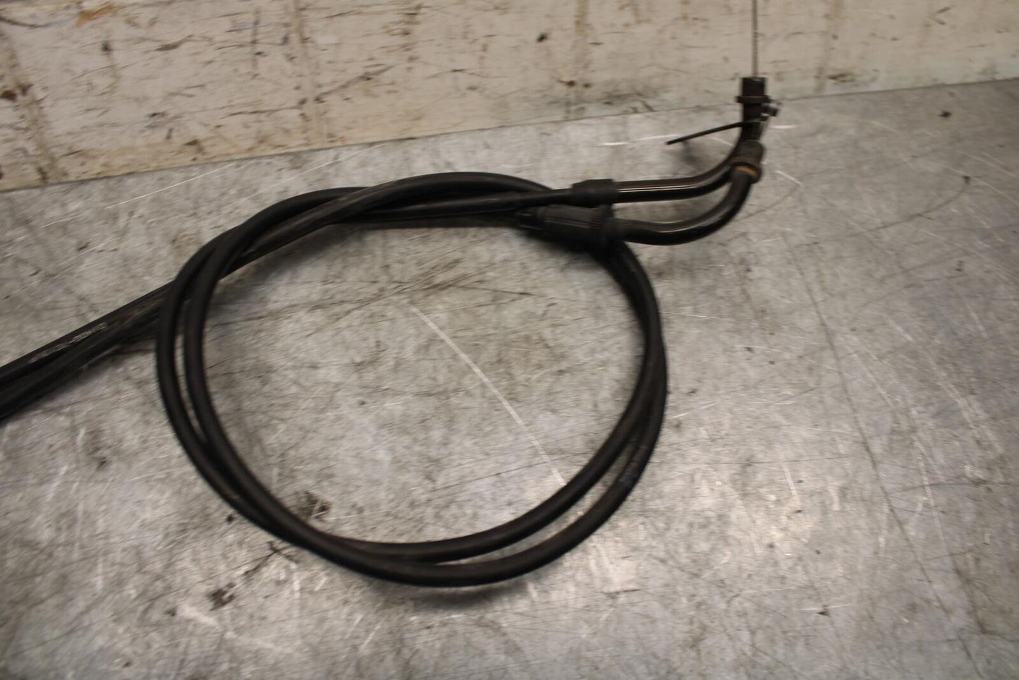 2007 Suzuki GSXR600 THROTTLE CABLES LINES 58300-01H00 58300-01H10 BB540
