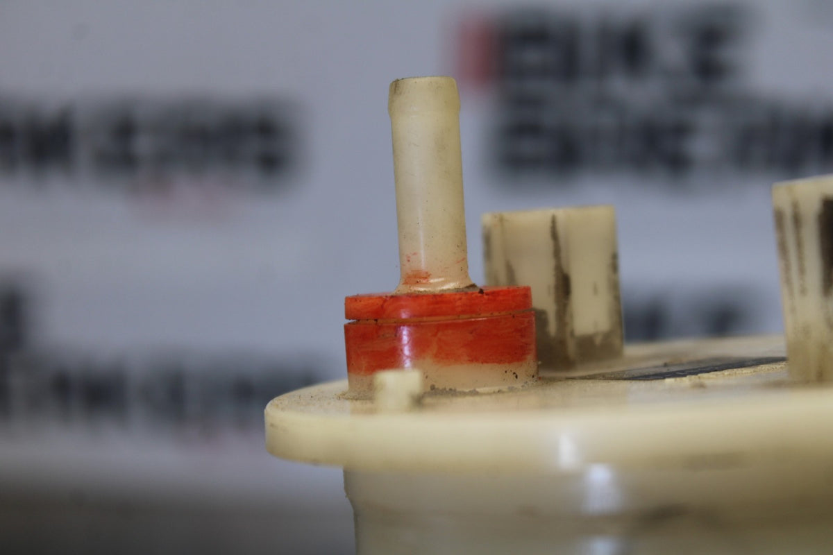 03-04 YAMAHA YZF R6 FUEL PUMP GAS PETROL SENDER UNIT BB890