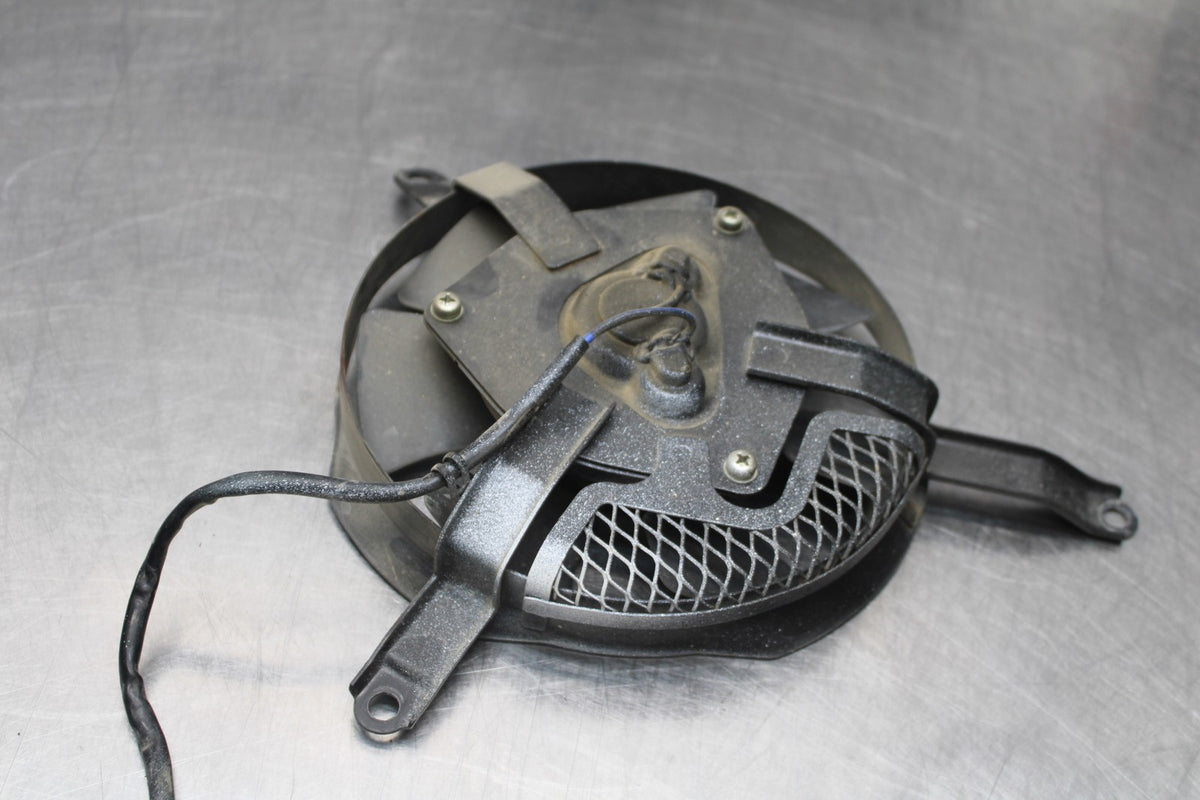 01-03 SUZUKI GSXR600 ENGINE RADIATOR COOLING FAN BB841