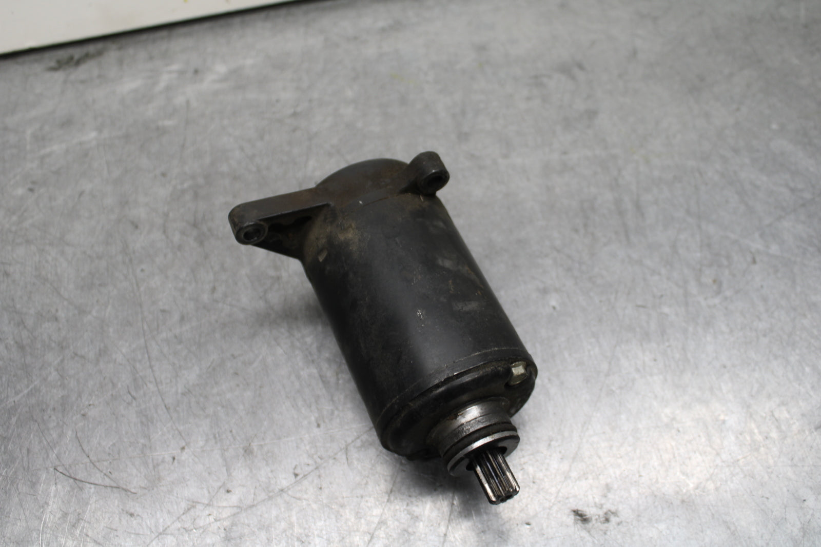 93-94 KAWASAKI NINJA ZX7R ENGINE STARTING STARTER MOTOR -DC 12V BB122