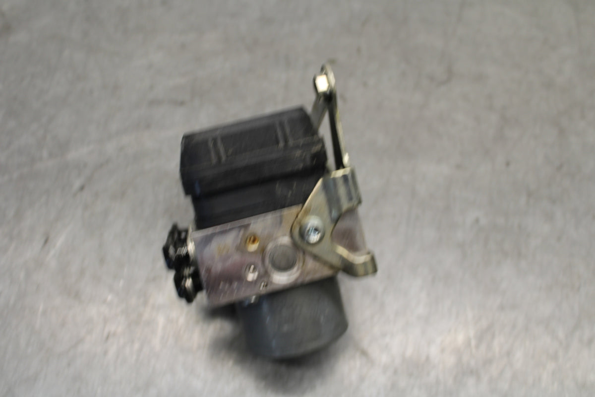 16-21 YAMAHA XSR900 ABS PUMP UNIT MODULE BB664