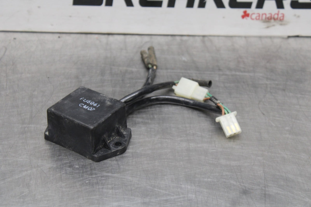 88-00 HONDA GOLDWING 1500 REAR TURN SIGNAL BLINKER RELAY FLASHER SWITCH BB883