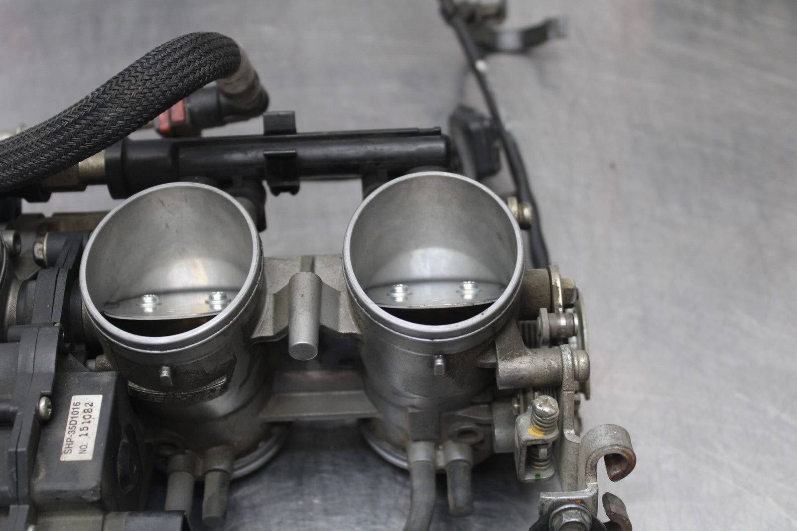 07-08 KAWASAKI NINJA ZX6R MAIN FUEL INJECTORS / THROTTLE BODIES BB203