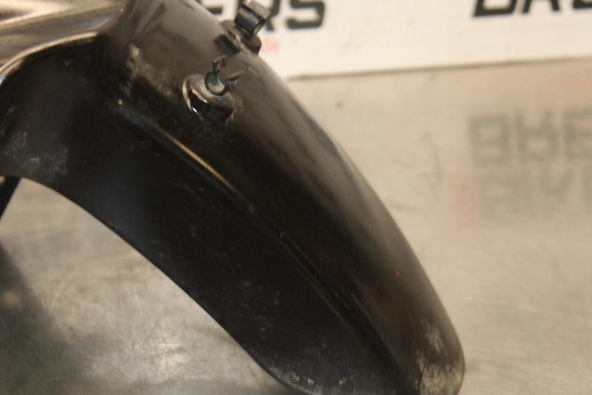 05-08 TRIUMPH SPEED TRIPLE 1050 FRONT WHEEL FENDER COWL FAIRING BB933