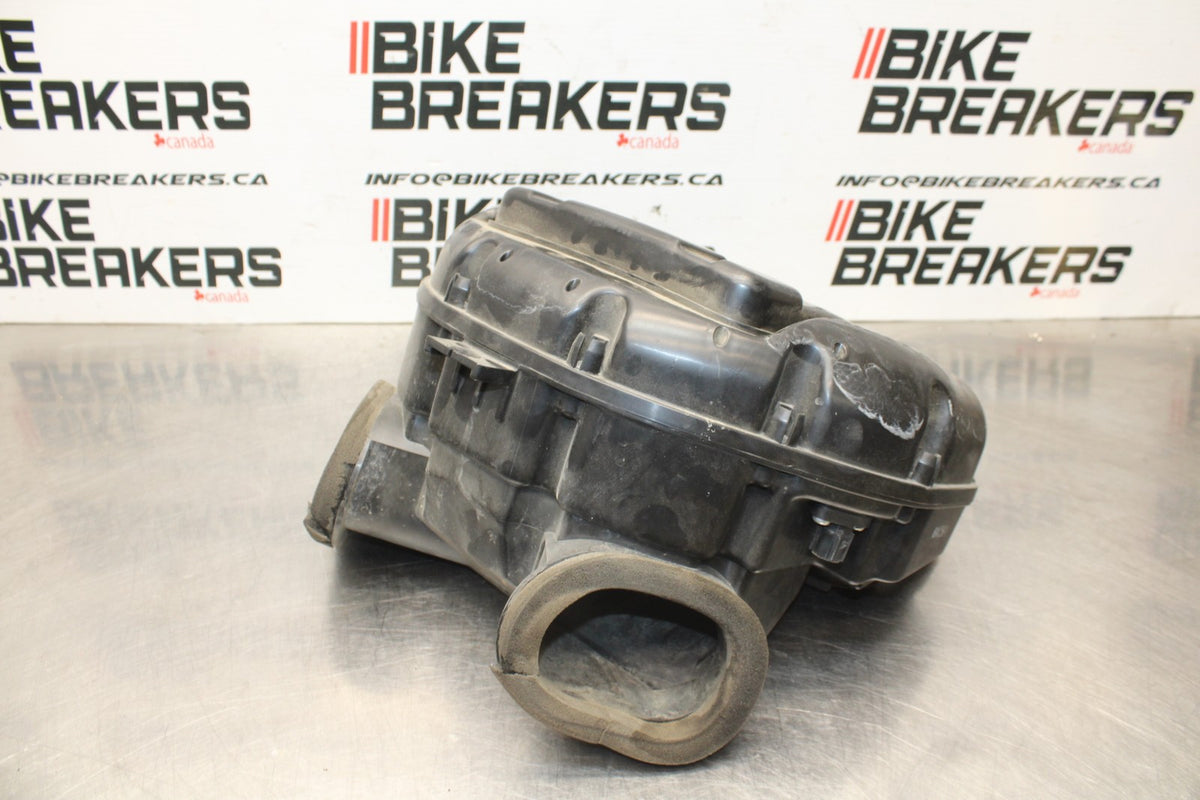 08-10 SUZUKI GSXR 600 AIRBOX AIR INTAKE FILTER BOX BB835