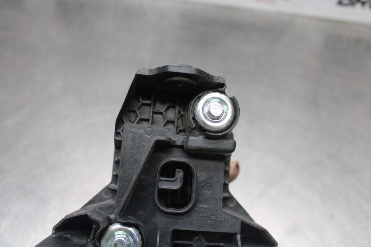 22-25 YAMAHA YZF R7 FRONT HEADLIGHT HEAD LIGHT LAMP BB769