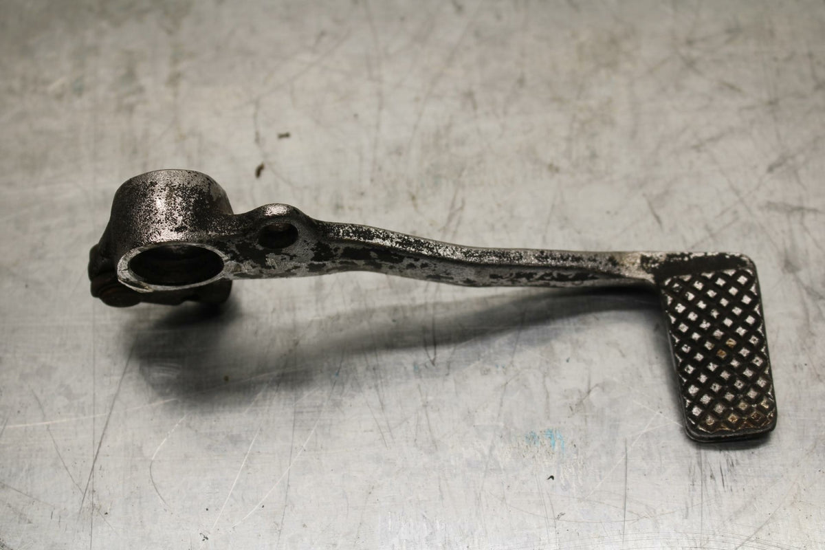 85 YAMAHA RZ500 RIGHT REARSET BRAKE FOOT PEDAL BB27 A