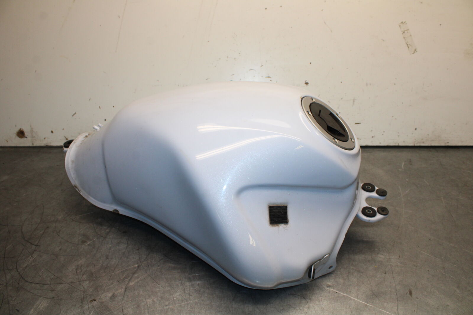 12-17 KAWASAKI ER-6N Z650 GAS TANK FUEL CELL PETROL RESERVOIR BB709