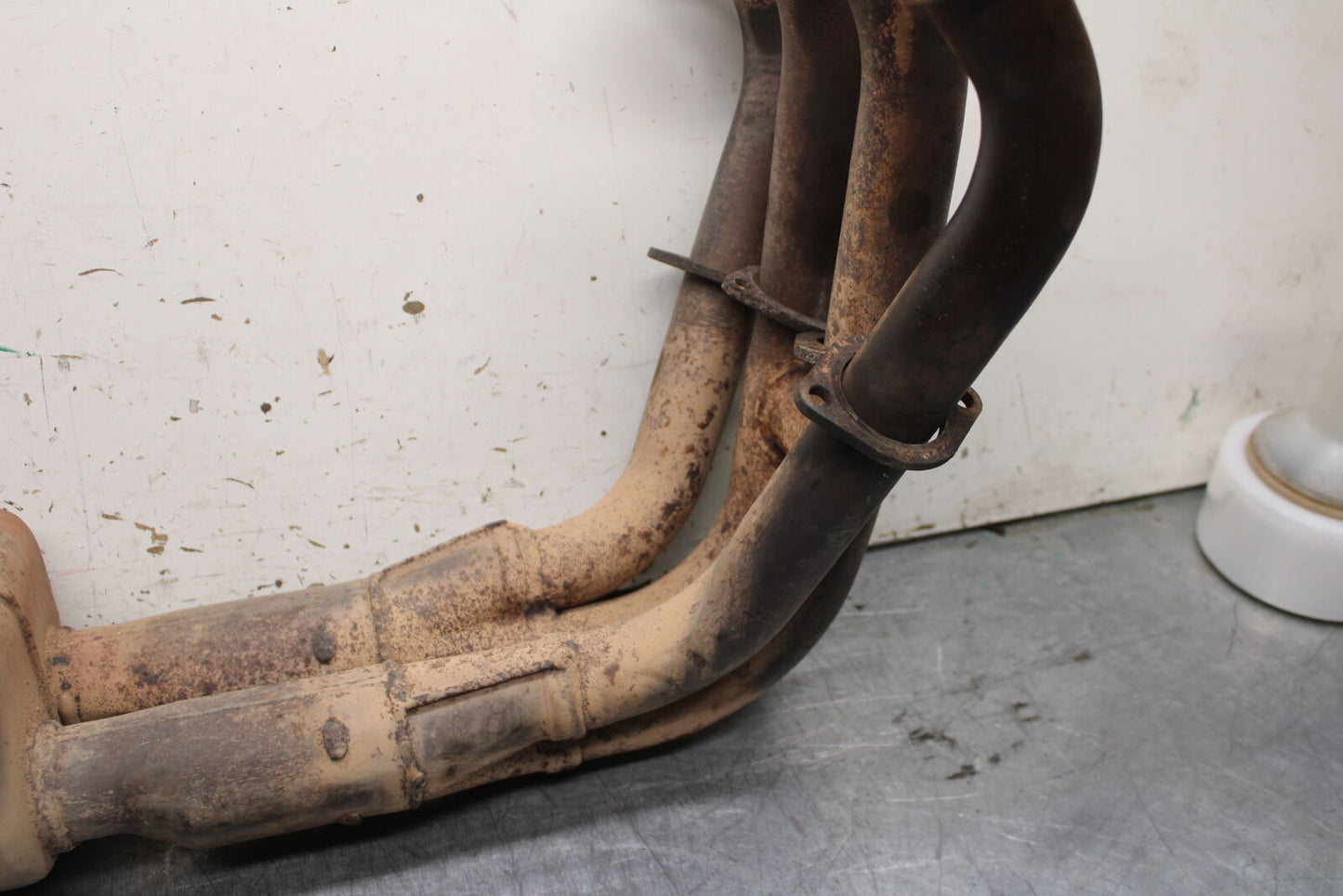 06 YAMAHA YZF R6 EXHAUST HEADER PIPES MANIFOLD BB716