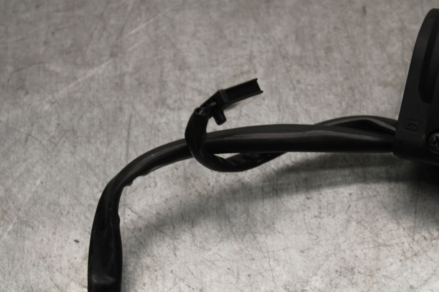 18-23 KAWASAKI NINJA 400 LEFT CLIP ON HANDLE HORN SIGNALS SWITCH SWITCHES BB660