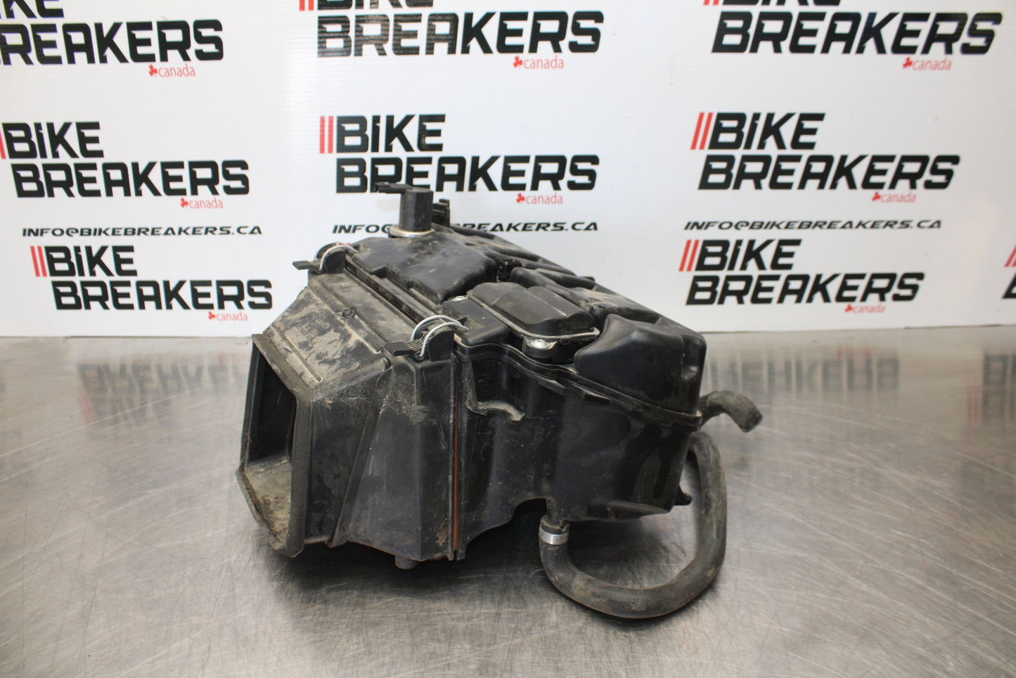 10-11 BMW S1000RR AIRBOX AIR INTAKE FILTER BOX BB168