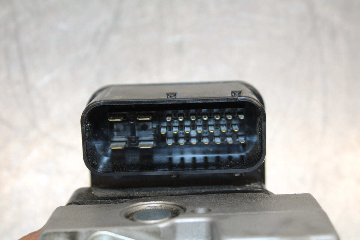 14 HONDA CTX1300A ABS PUMP UNIT MODULE BB732