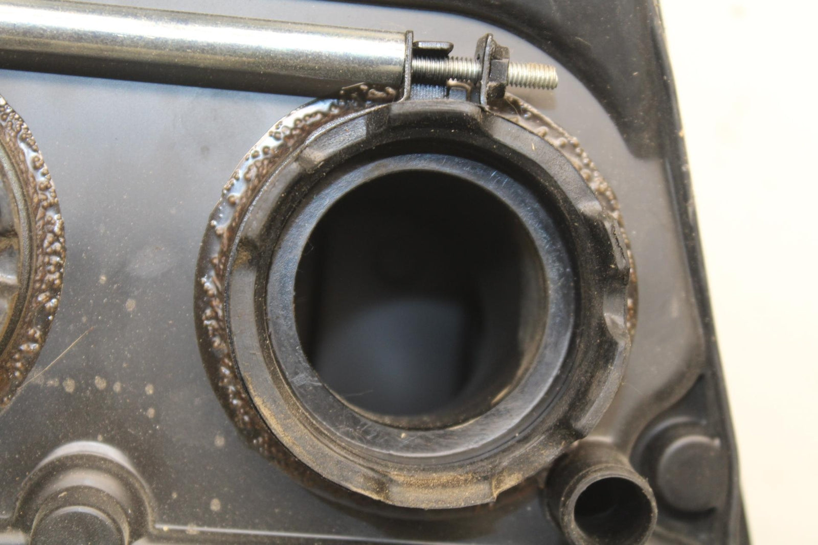 17-20 KAWASAKI NINJA 650 EX650 ABS AIRBOX AIR INTAKE FILTER BOX BB88