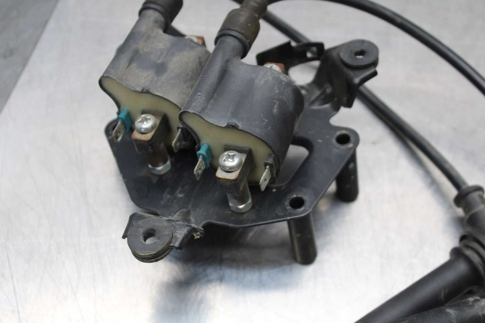 08 KAWASAKI VULCAN 900 IGNITION COILS & COVER BB184