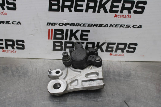 16 YAMAHA XSR900 REAR BACK BRAKE CALIPER W MOUNT BRACKET BB786