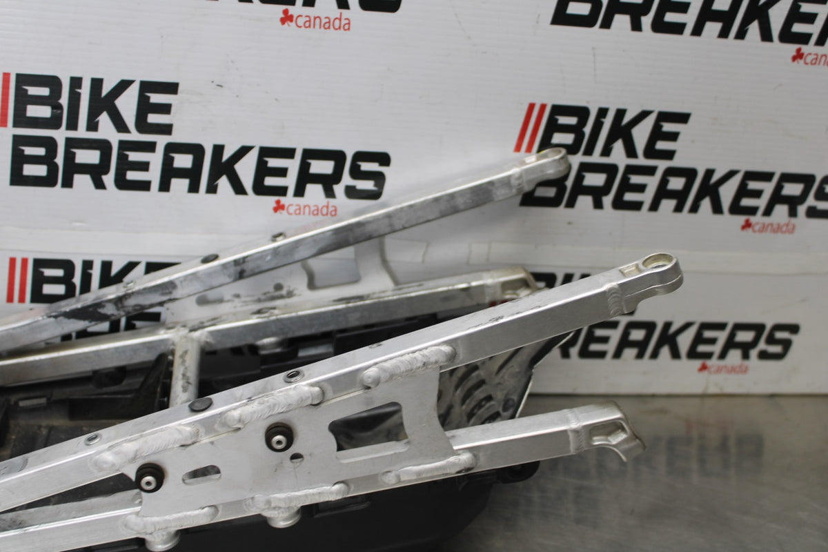 15 APRILIA RSV4 FACTORY APRC ABS REAR SUBFRAME BACK SUB FRAME BB901