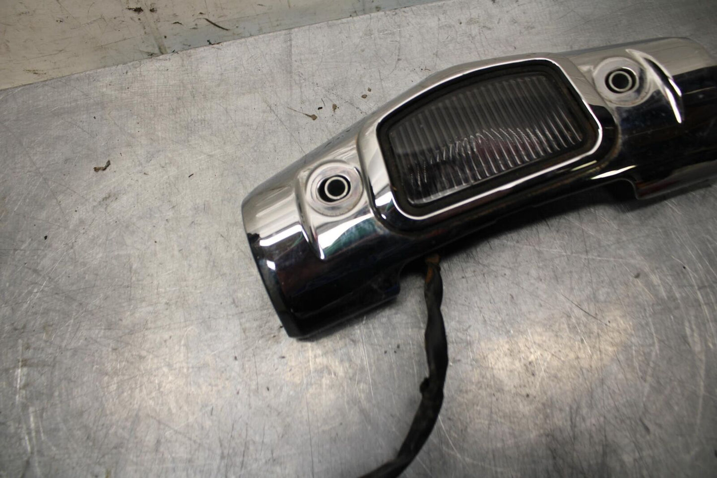 2007 Yamaha V Star 1300 XVS1300A LICENSE PLATE LIGHT TRIM BB03