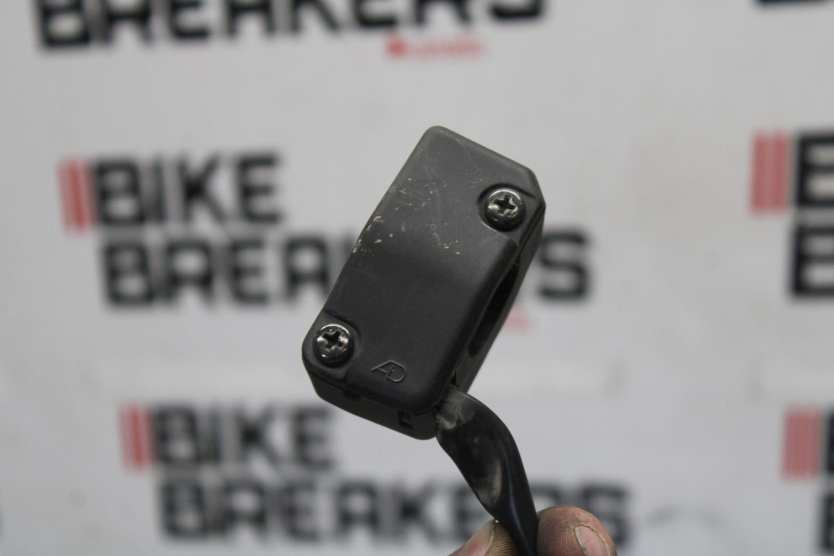 08-09 KAWASAKI NINJA ZX14R RIGHT CLIP ON HANDLE KILL OFF START SWITCHS BB932