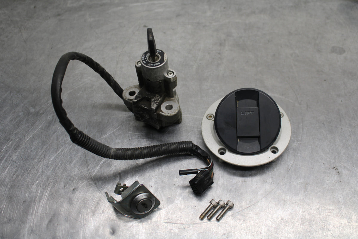 13-16 SUZUKI BANDIT 1250S ABS IGNITION LOCK KEY SET W/ GAS CAP & SEAT LOCK BB134