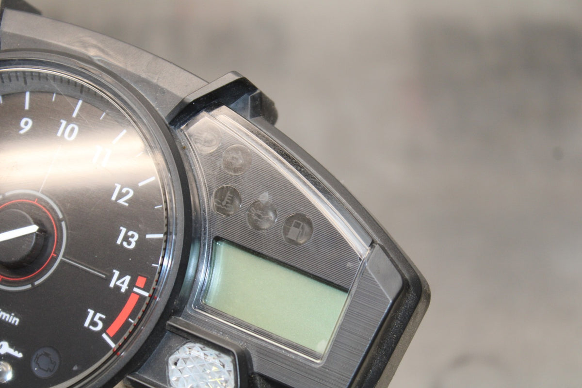 07 YAMAHA YZF R1 25201KM SPEEDO GAUGES CLUSTER SPEEDOMETER TACHOMETER BB826