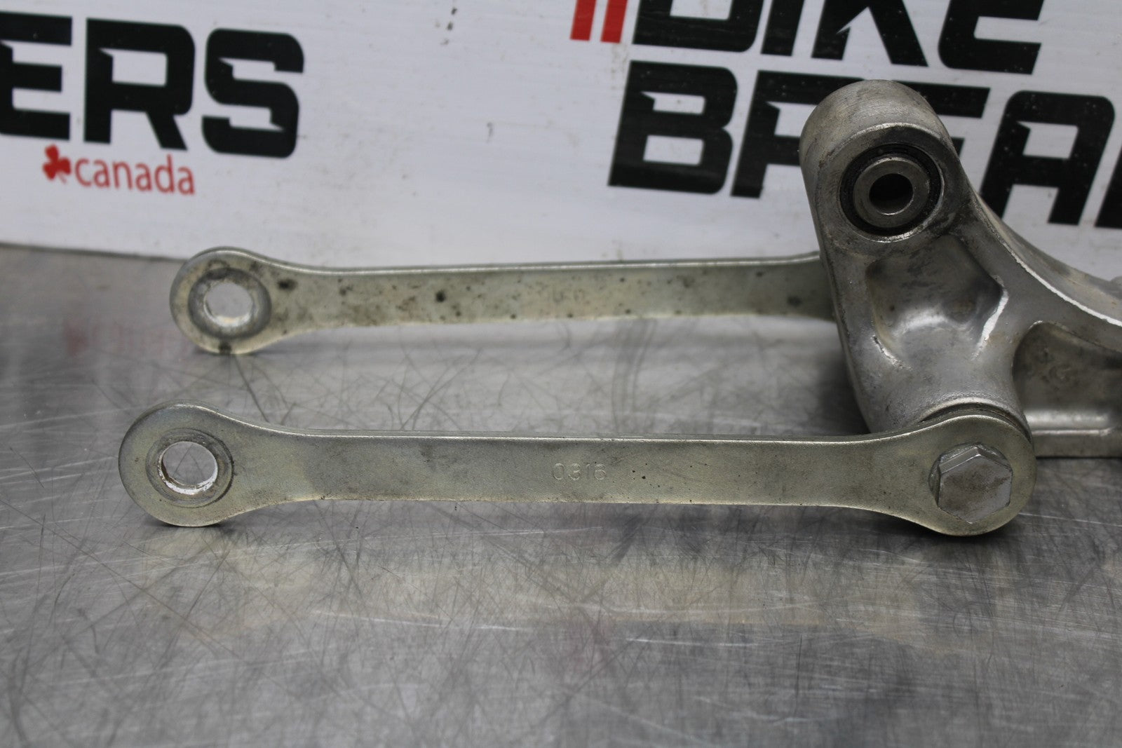 21-23 KAWASAKI NINJA ZX6R REAR DOGBONE SHOCK LINKAGE LINK BB179