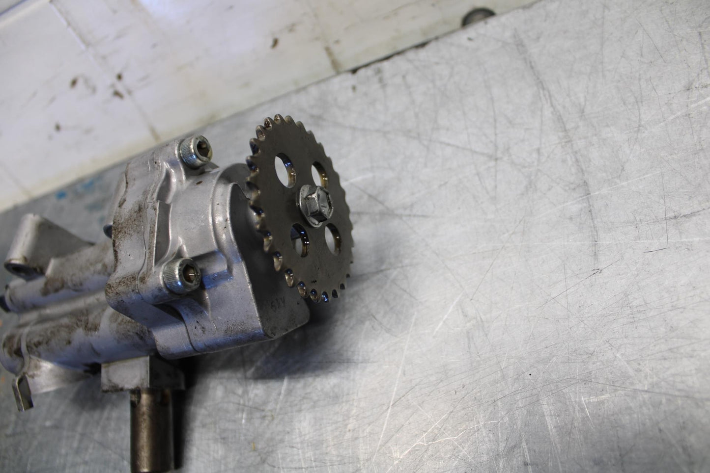 06-07 SUZUKI GSXR600 ENGINE MOTOR OIL PUMP BB447