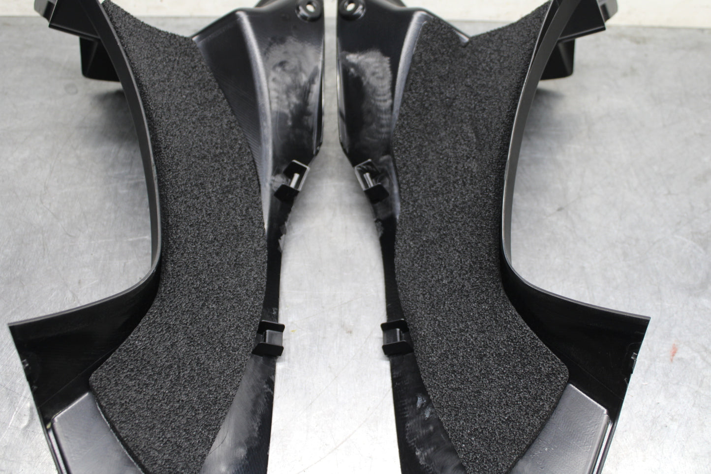 12-25 KAWASAKI NINJA ZX14R RIGHT LEFT FRONT DUCT COVERS PANELS COWLS BB757