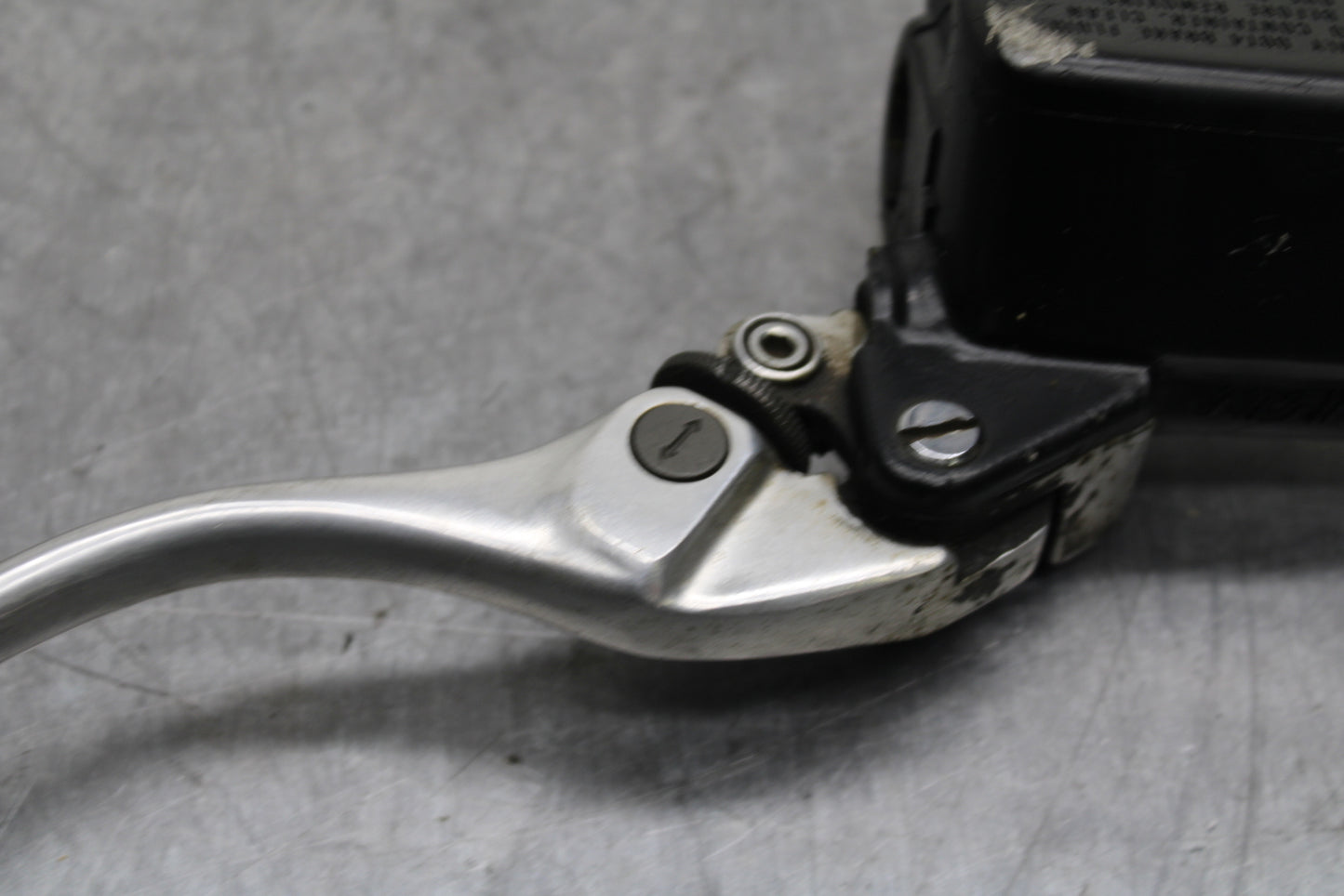 95-98 HONDA CBR600F3 FRONT BRAKE MASTER CYLINDER w/ LEVER BB122