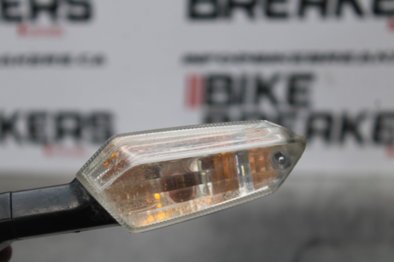 09-10 KAWASAKI ER-6N RIGHT REAR BACK TURN SIGNAL LIGHT INDICATOR BB205