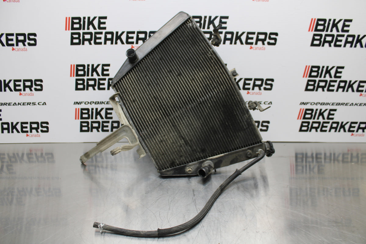 11 SUZUKI GSXR1000 ENGINE RADIATOR MOTOR COOLER COOLING RADIATER BB142