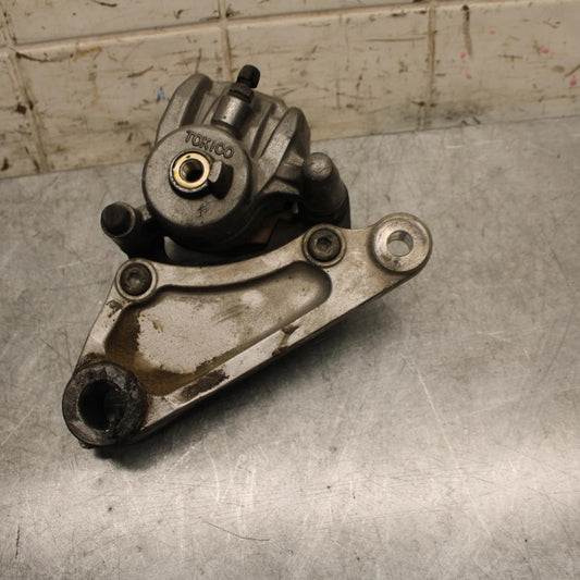 2001 Kawasaki Ninja ZX6 ZX600E REAR BACK BRAKE CALIPER W MOUNT BRACKET BB547