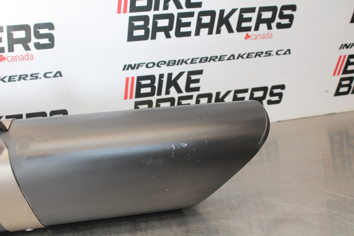 18-22 HUSQVARNA VITPILEN 701 EXHAUST PIPE MUFFLER SLIP ON CAN SILENCER BB198