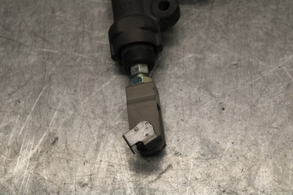 17-21 HONDA CBR1000RR SP REAR BACK BRAKE MASTER CYLINDER W RESERVOIR BB681