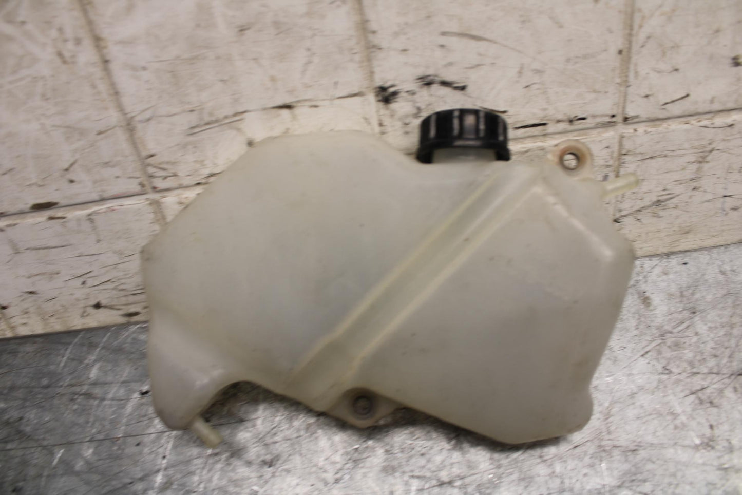 2009 Kawasaki Ninja ZX6R ZX600R COOLANT WATER TANK RESERVOIR BOTTLE BB538