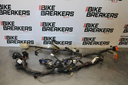 18 SUZUKI GSXR750 MAIN ENGINE WIRING HARNESS MOTOR WIRE LOOM BB891