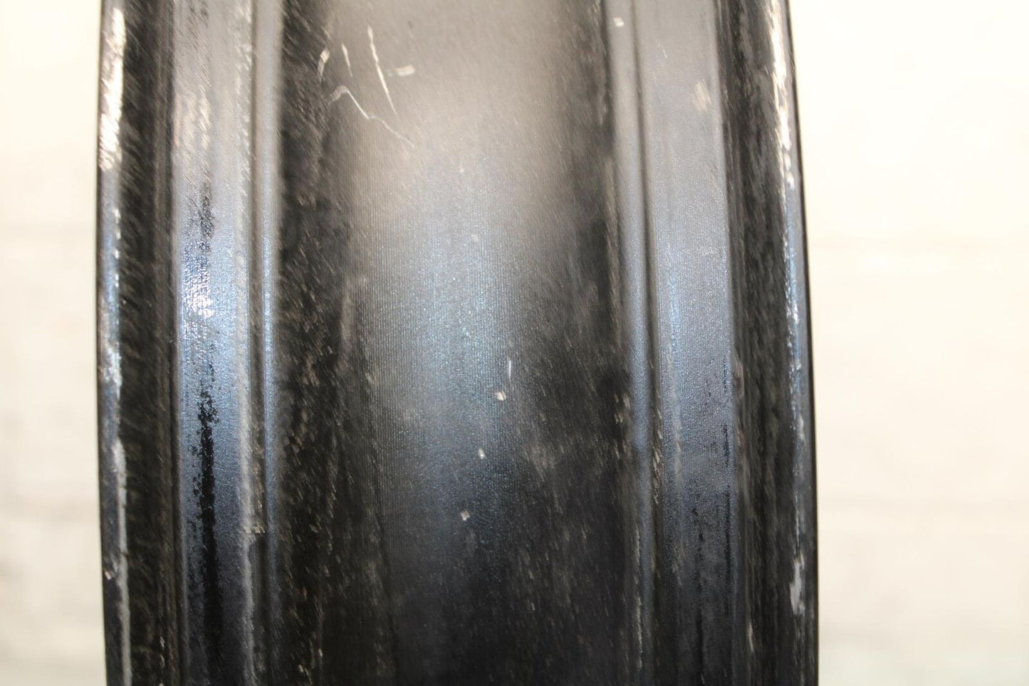 2000 Yamaha YZF R6 FRONT WHEEL BB558