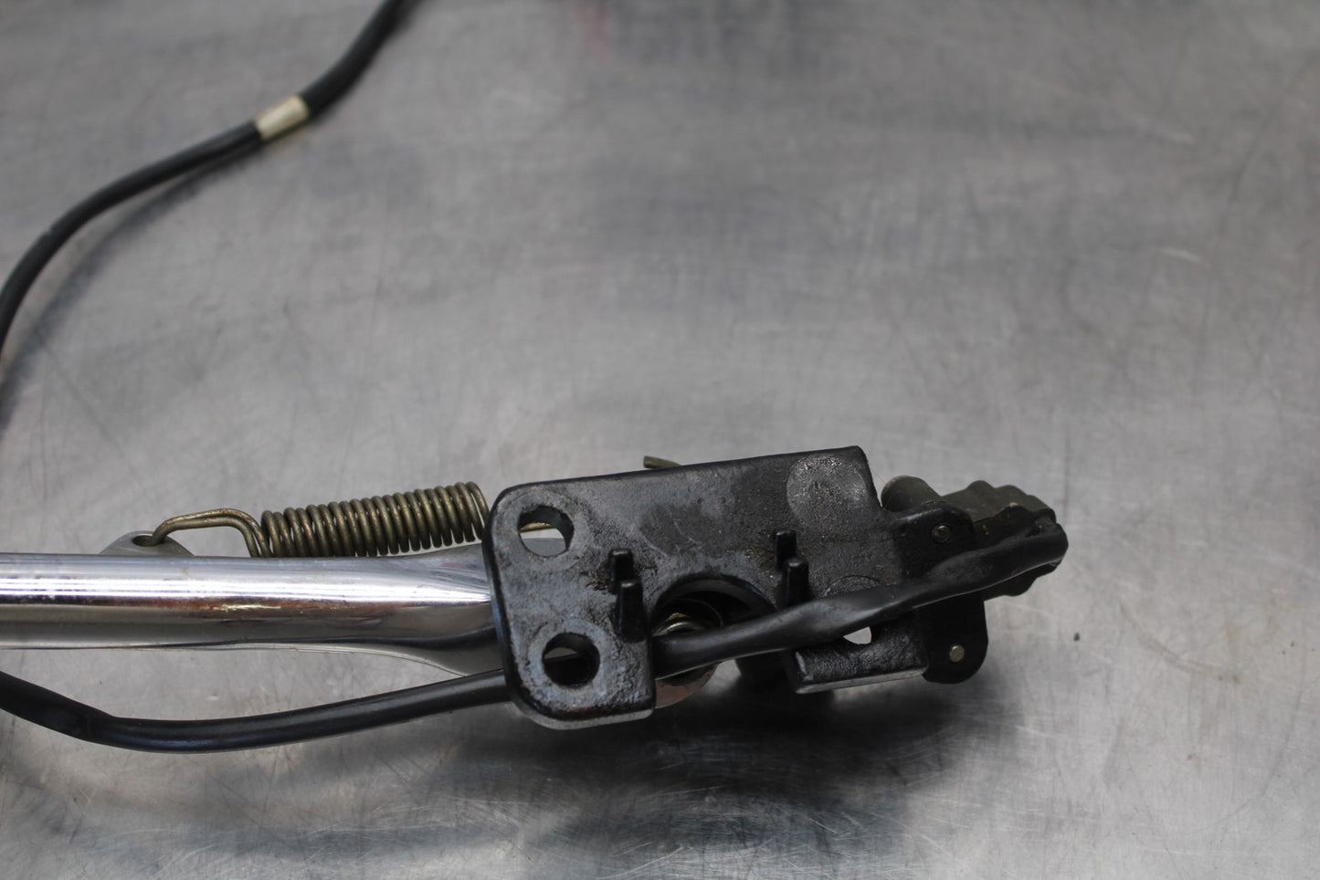 05 TRIUMPH ROCKET III KICKSTAND SIDE KICK STAND BB186